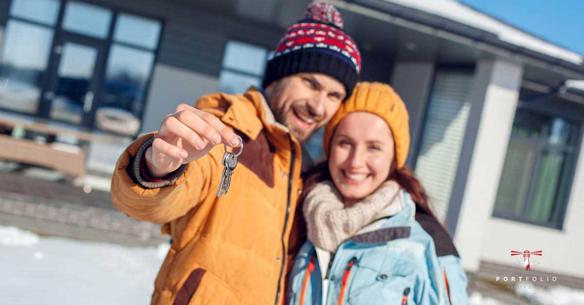 Tips for buying a home in the winter feature image